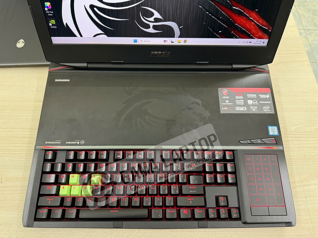 MSI-GT83VR-6RE-TITAN-SLI-05
