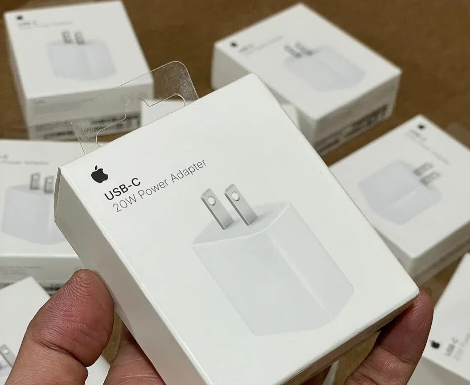 apple-20w-usb-c-power-adapter-mhja3ama