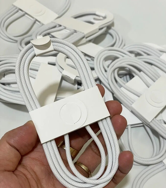 cap-usb-c-zin-thao-may-iphone-16-1