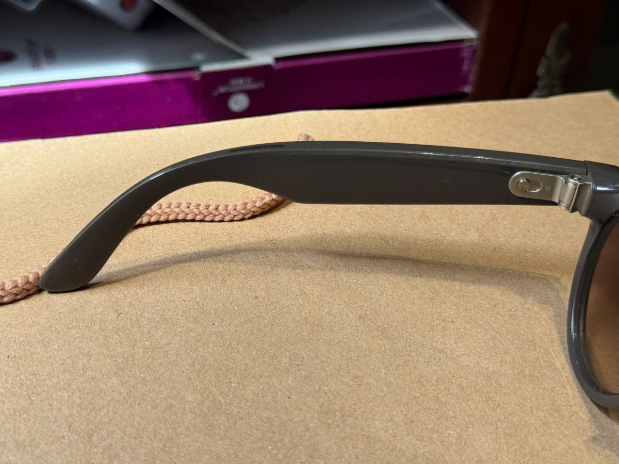 ray ban round 4